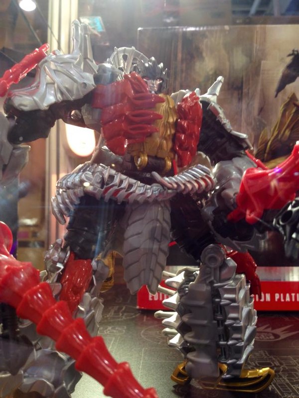 ACG 2015 Hasbro Transformers Dsiplay New Dinobots, MP, Combiner Wars, Oritoy Preview, More  (22 of 43)